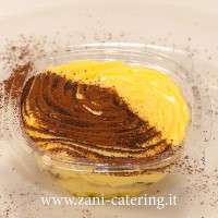 Dessert_Percorso-tipico-1_Il-tiramisù-alla-liquirizia_zani-catering